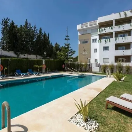 Stylish Spacious Apt, Comfy Pool Prime Location *